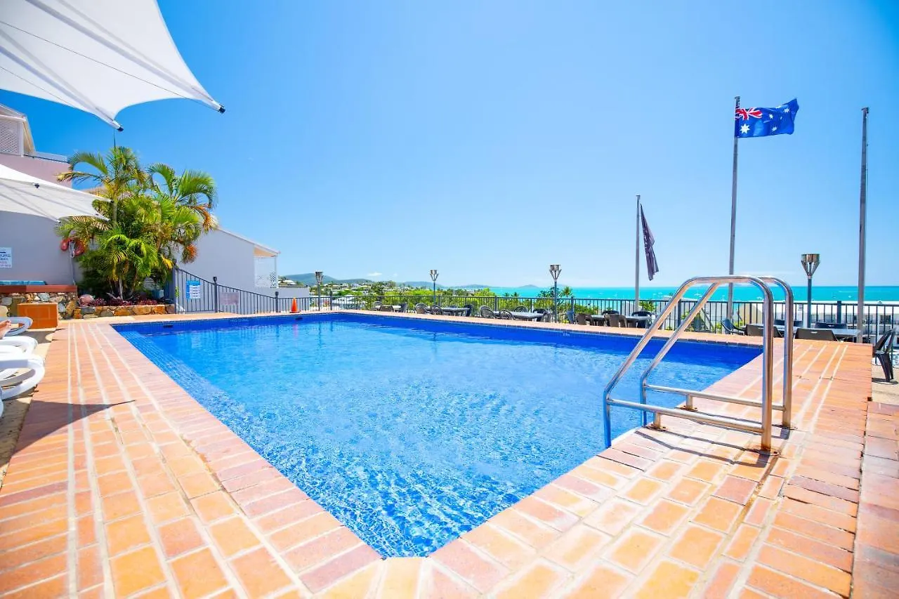 Ocean Views 16 Pool & Spa Wi-Fi Airlie Beach