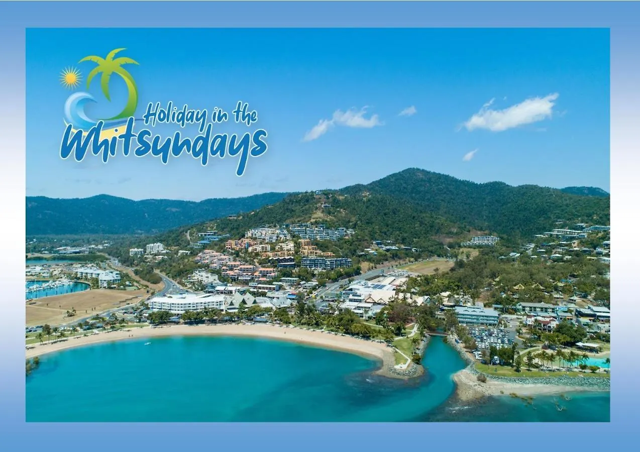 Ocean Views 16 Pool & Spa Wi-Fi Airlie Beach
