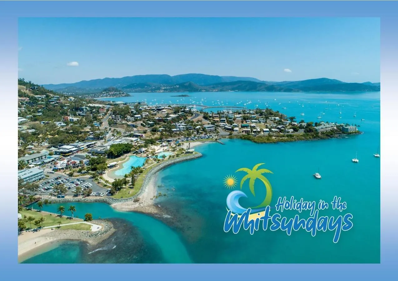 Ocean Views 16 Pool & Spa Wi-Fi Airlie Beach